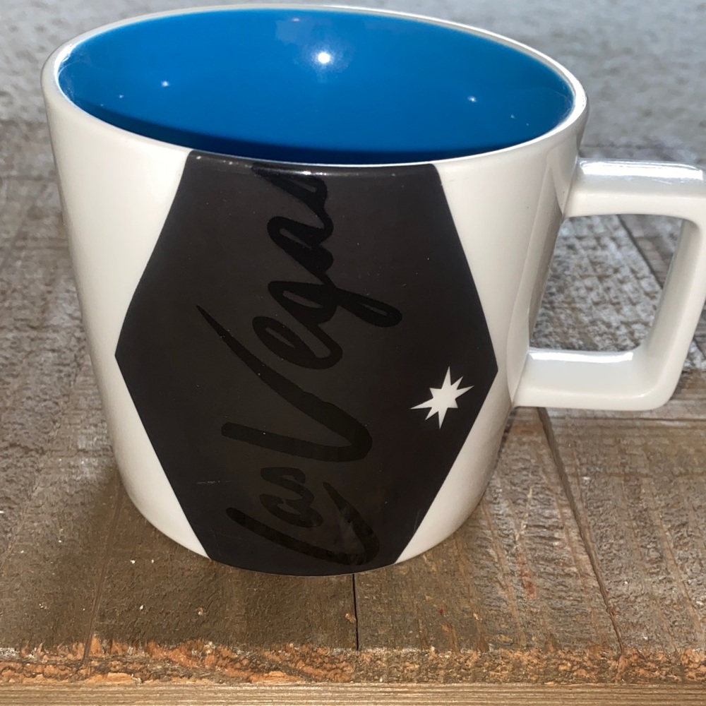 NWOT Starbucks 2014 Las Vegas Mug 14 OZ